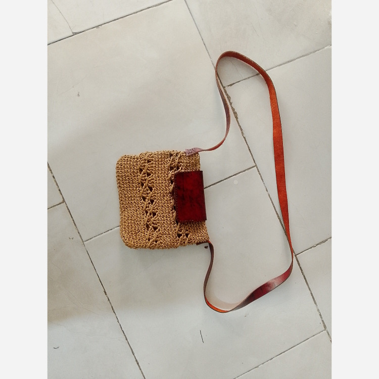 کیف اسپرت رافیا دخترونه
